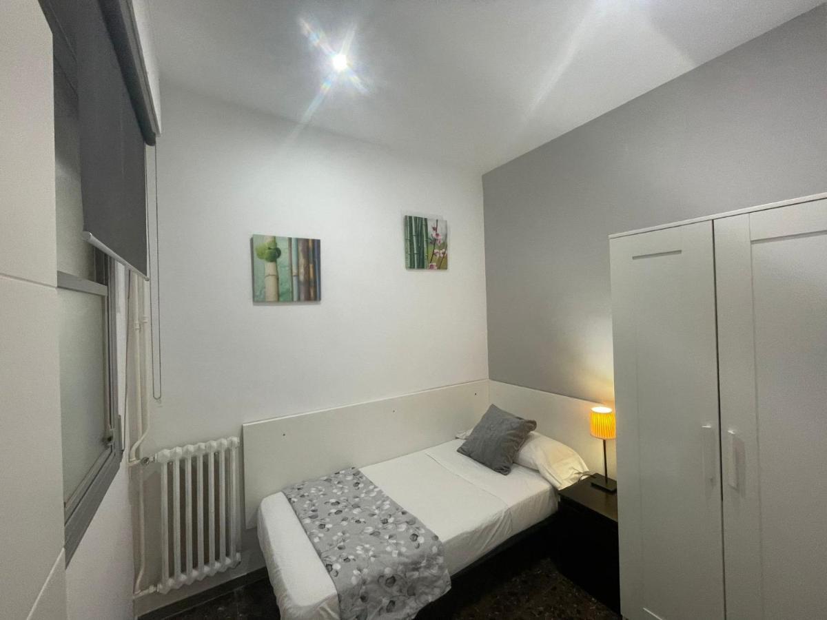 Family-Friendly Home In Central Barcelona 4Bdr エクステリア 写真