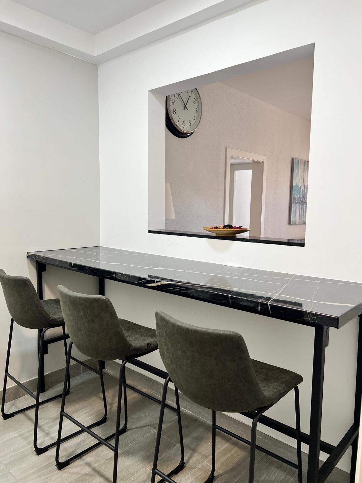 Family-Friendly Home In Central Barcelona 4Bdr エクステリア 写真